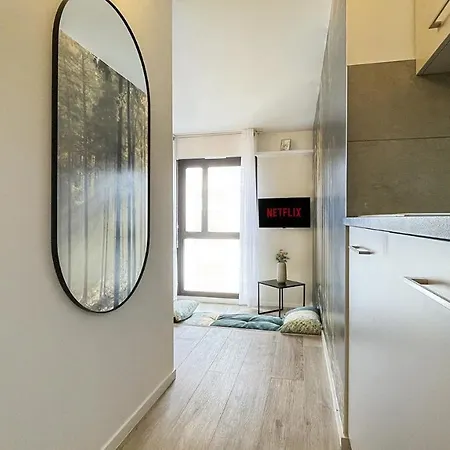 Homey - Studio Forest Cosy - Hyper Centre - Aux Portes De Geneve Apartment Annemasse