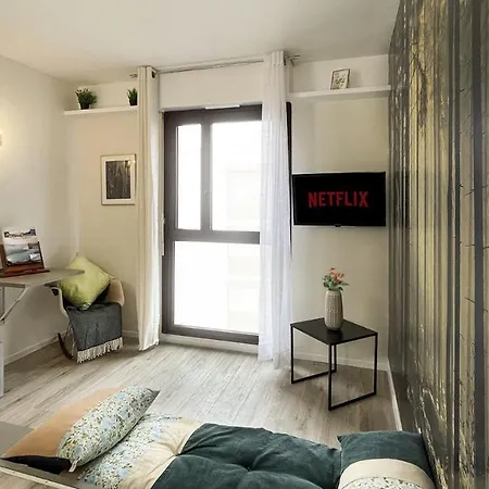 Homey - Studio Forest Cosy - Hyper Centre - Aux Portes De Geneve Apartment *