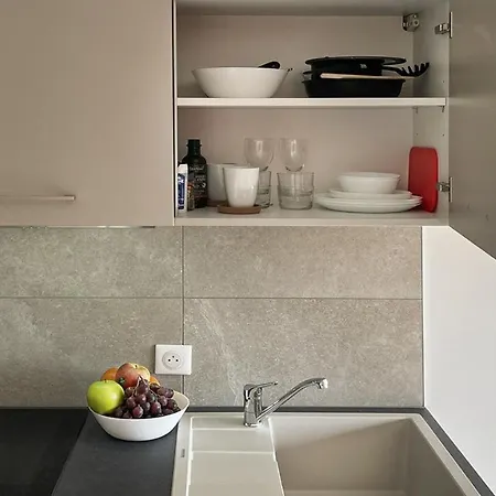 Homey - Studio Forest Cosy - Hyper Centre - Aux Portes De Geneve